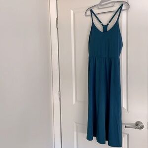 Athleisure dress with pockets